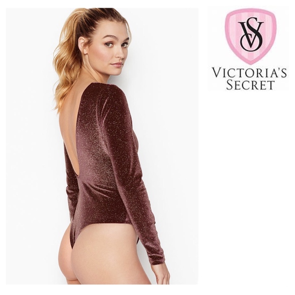 Victoria's Secret Tops - VICTORIA SECRET SPORT Glitter Bodysuit